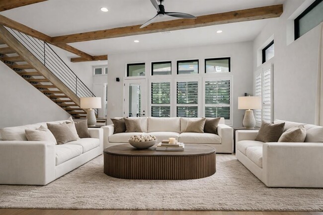 Building Photo - 13322 Galleria Cir