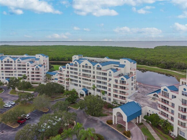 Building Photo - 2333 Feather Sound Dr