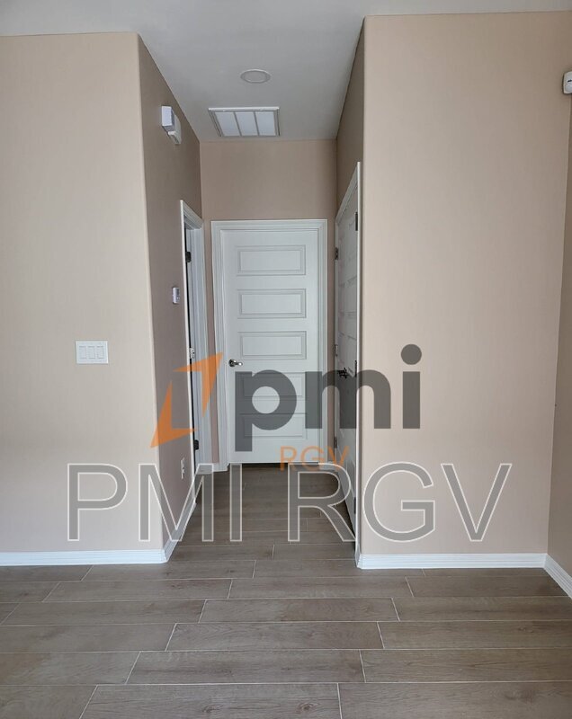 Foto del edificio - 3009 W Kenwood St