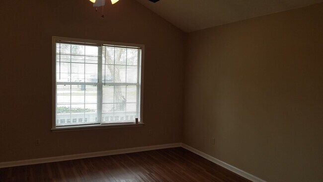 Building Photo - Beautiful Home in Valdosta, Ga!