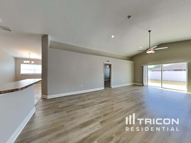 Foto del edificio - 5153 Magnolia Preserve Blvd