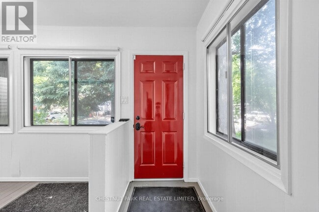 Building Photo - 25 Kenworthy Ave