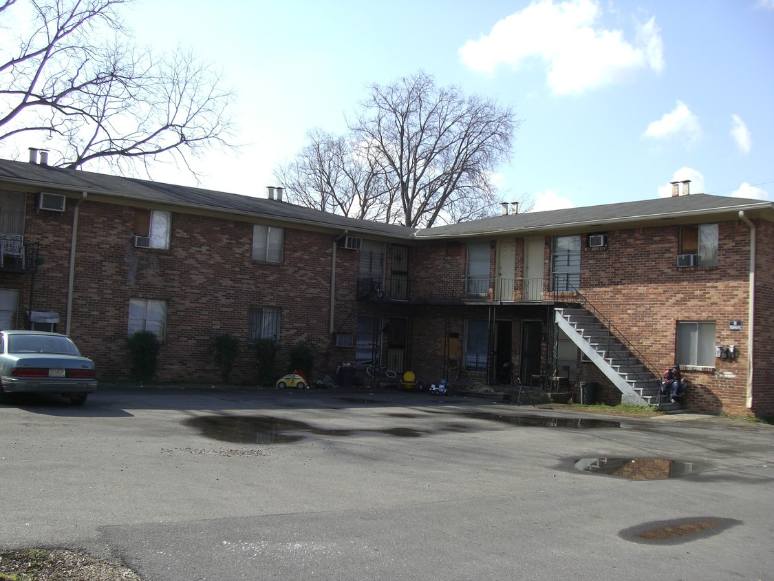 Building Photo - Savoy Apartments