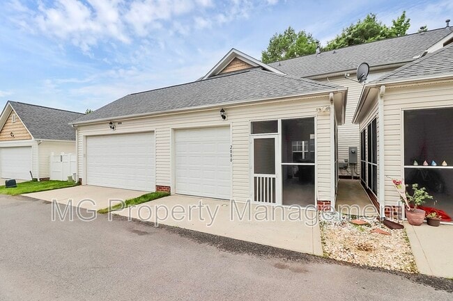 Building Photo - 2080 Gable Way Ln