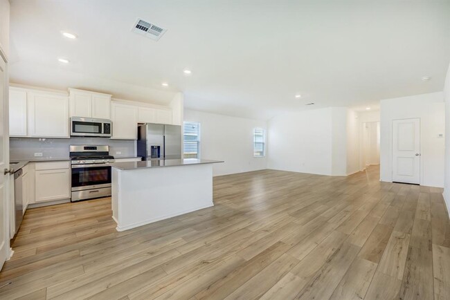 Building Photo - 171 Mendoza