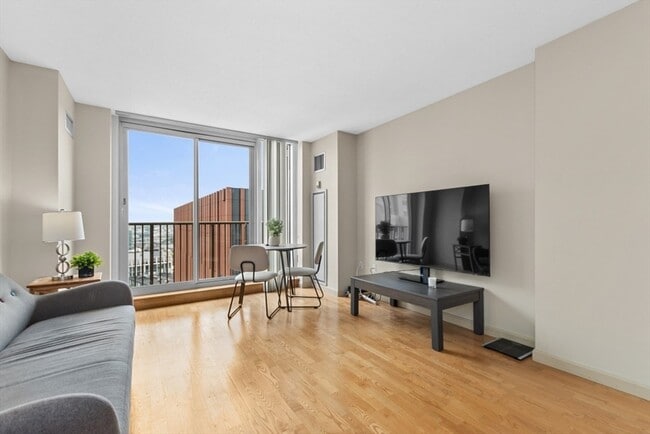 Foto del edificio - 8 Museum Way