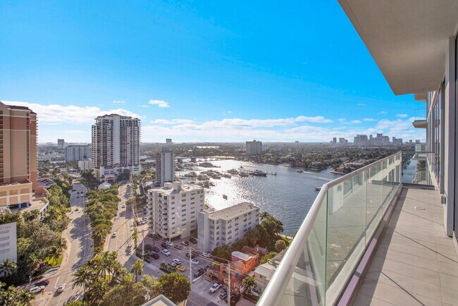 Foto del edificio - 153 N Seabreeze Blvd