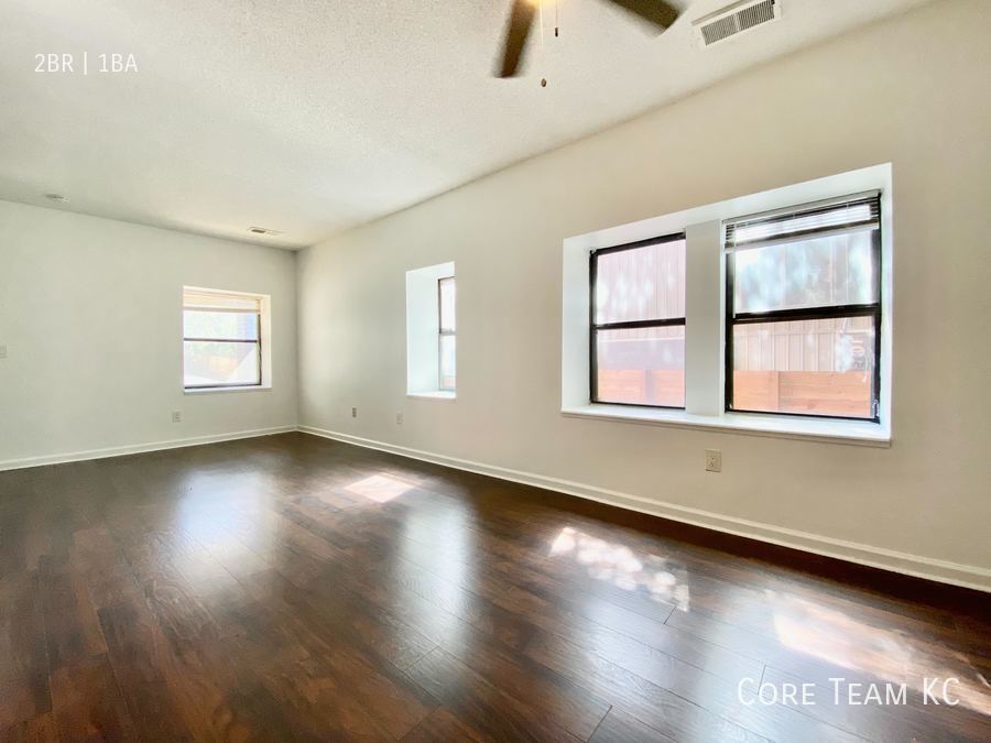 Primary Photo - Harrison Village 2 Bed For Rent