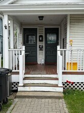 Building Photo - 6 Bayard St