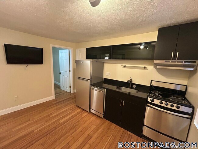 Foto del edificio - 20 Bartlett Pl