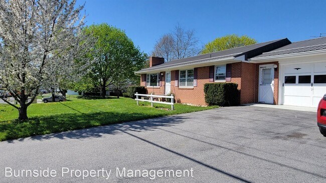 Building Photo - 3 br, 1.5 bath House - 18502 Maugans Avenue
