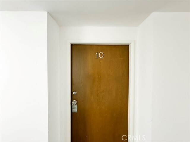 Foto del edificio - 100 S Venice Blvd