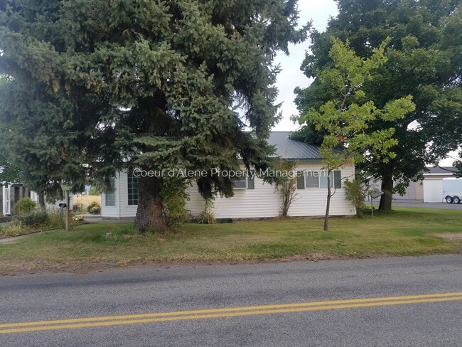 Building Photo - 2 bedroom house in Post Falls