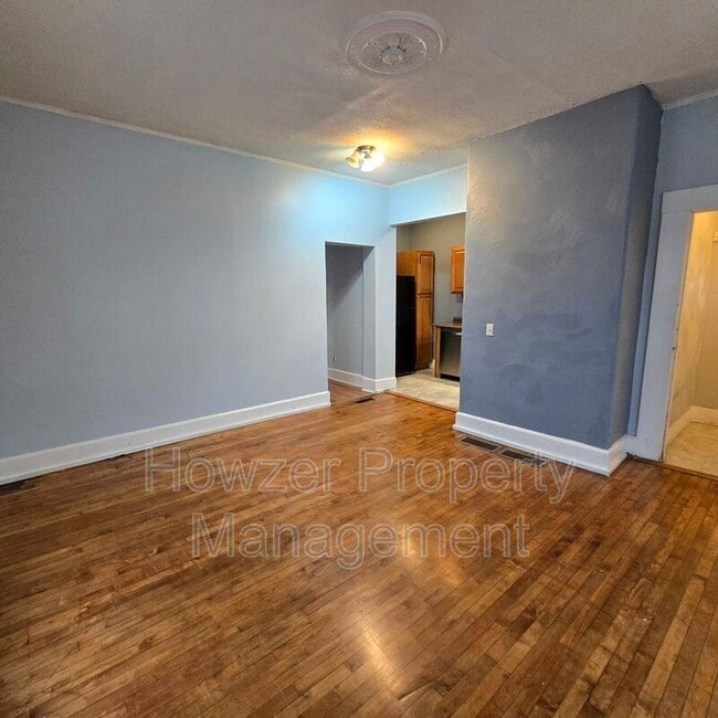 Foto del edificio - 14-18 Chester Ave