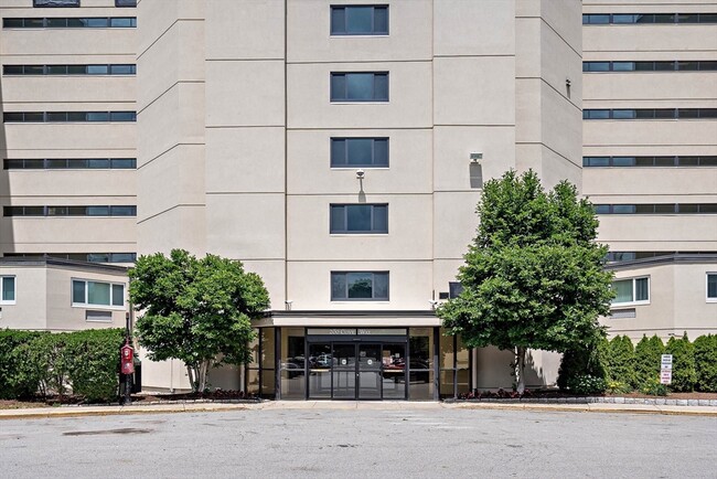 Foto del edificio - 200 Cove Way