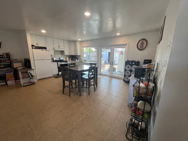 Foto del edificio - 8695 Belfast Cir