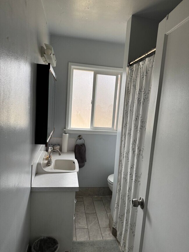 Building Photo - 56 N 1150 W