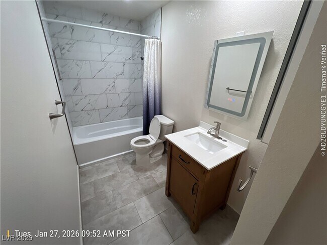 Foto del edificio - 6731 W Charleston Blvd