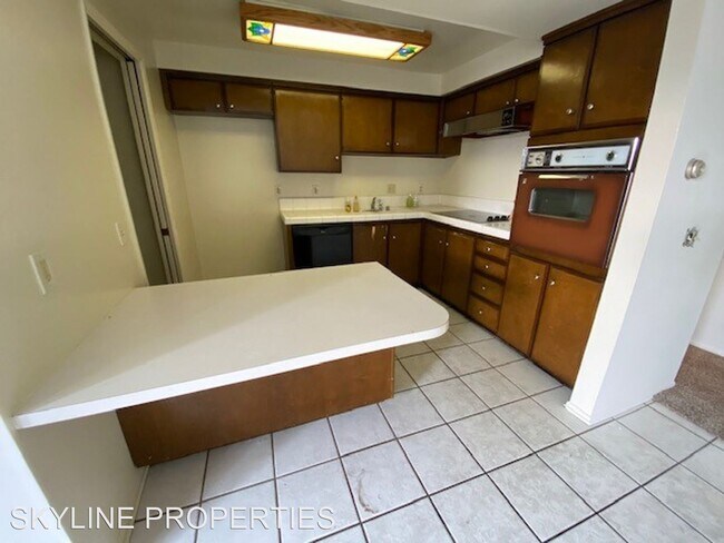 Building Photo - 3 br, 2.5 bath House - 3005 MADISON AVE