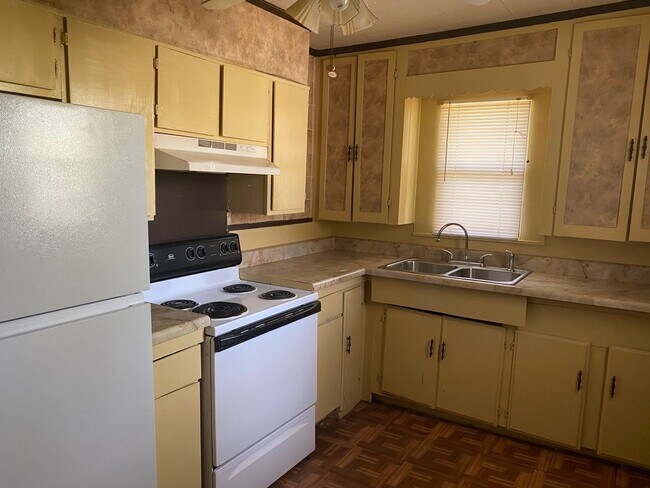 Foto del edificio - 809-811-811 E Cherry St