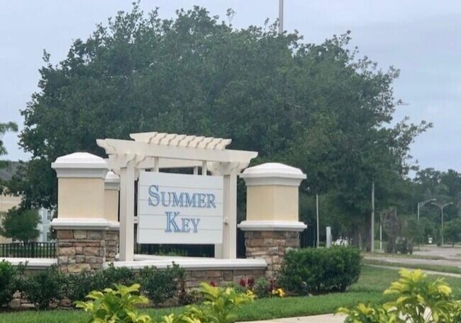 Foto del edificio - 8227 Lobster Bay Ct