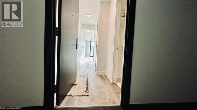 Building Photo - 1 Jarvis St