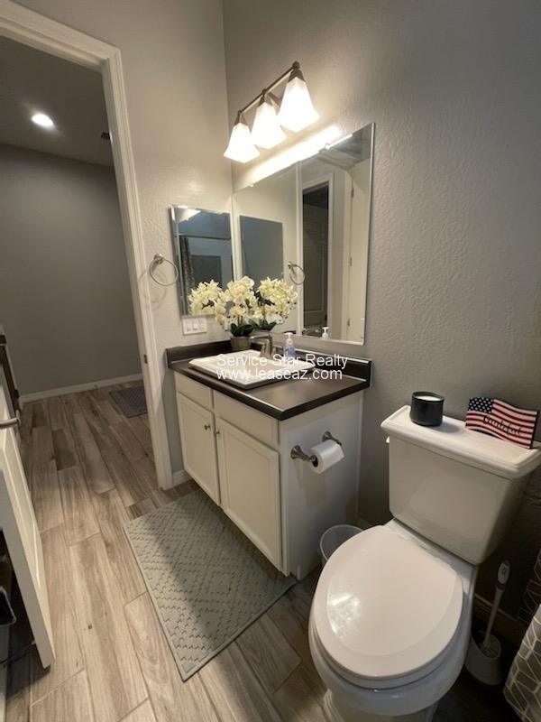 Foto del edificio - 7642 W Glass Ln