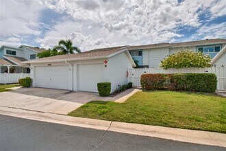 Building Photo - 6660 Cape Hatteras Way NE