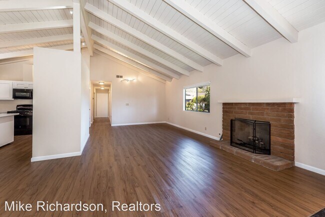 Building Photo - 4 br, 3 bath House - 2118 Cliff Dr