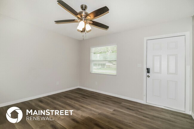 Foto del edificio - 1547 Gayle Ridge Dr