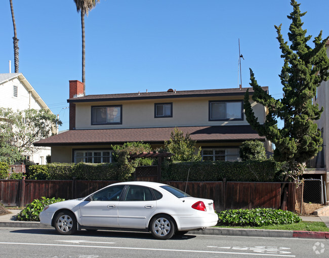 Building Photo - 1241 17th St