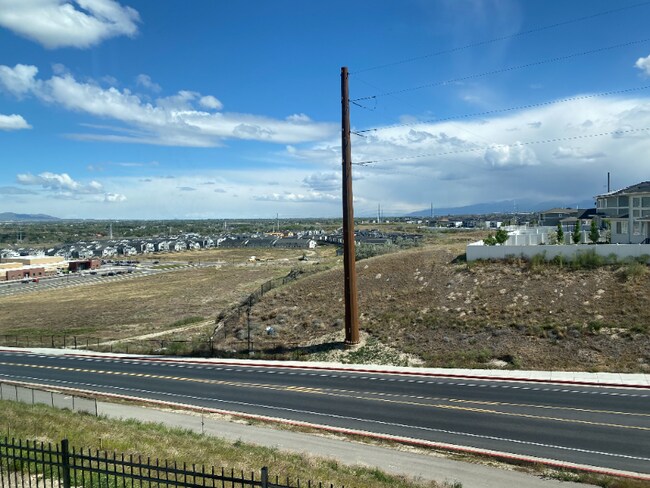Building Photo - 1122 Starry Night Dr