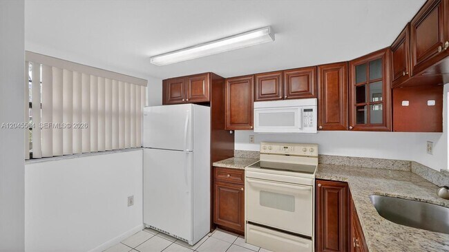 Foto del edificio - 10975 SW 107th St