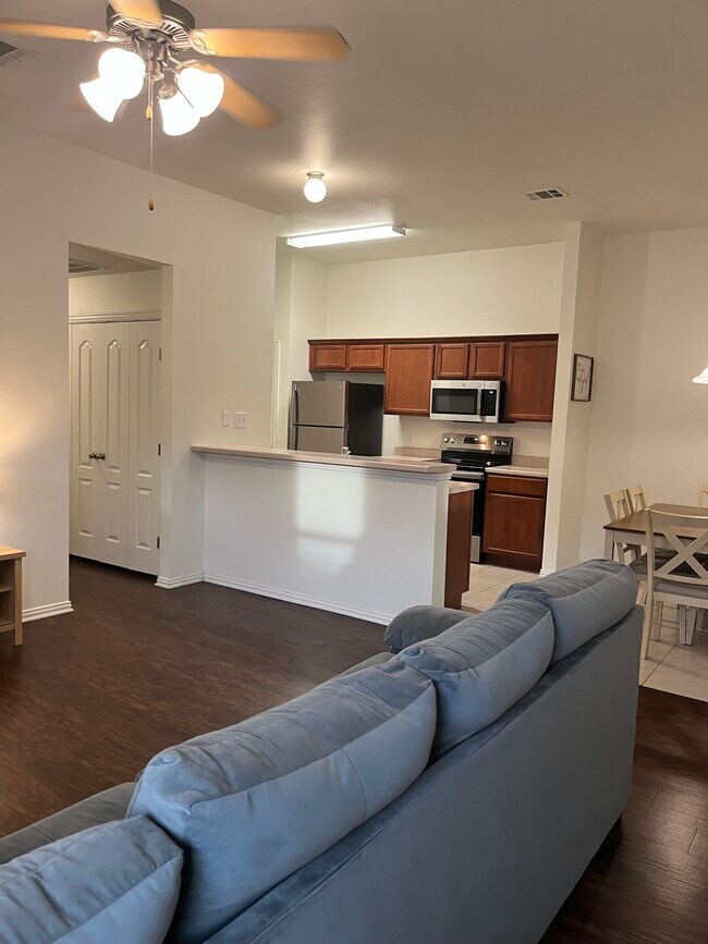 Foto del edificio - 208 Robin St