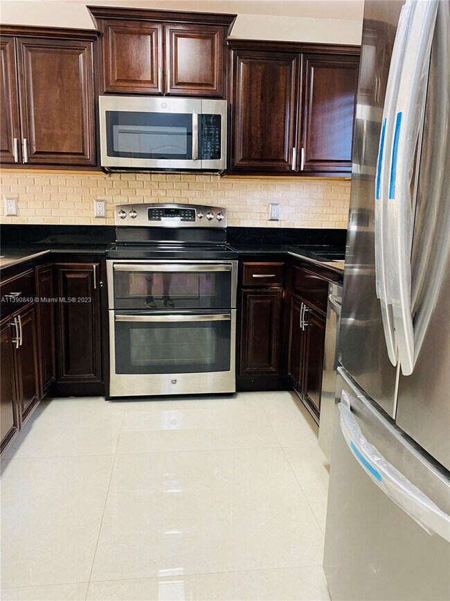 6225 SW Kendale Lakes Cir Unit 263, Miami, FL 33183 Condo for Rent in