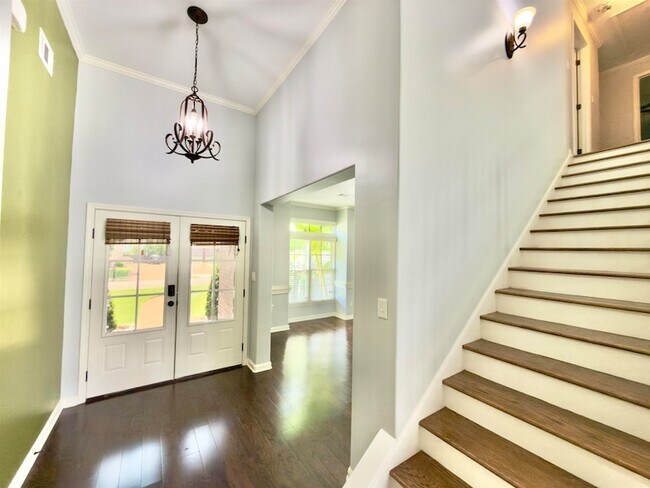 Foto del edificio - 570 Winding Valley Cove