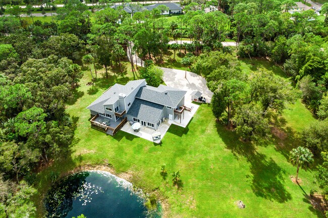 Foto del edificio - 12151 Old Indiantown Rd