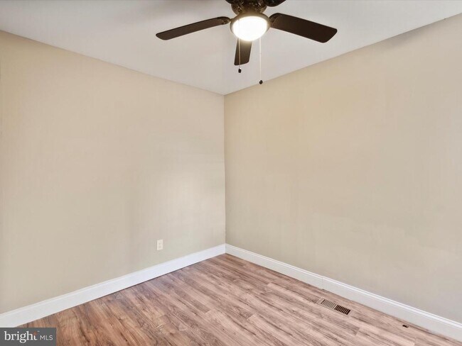 Foto del edificio - 3324 Jasper St
