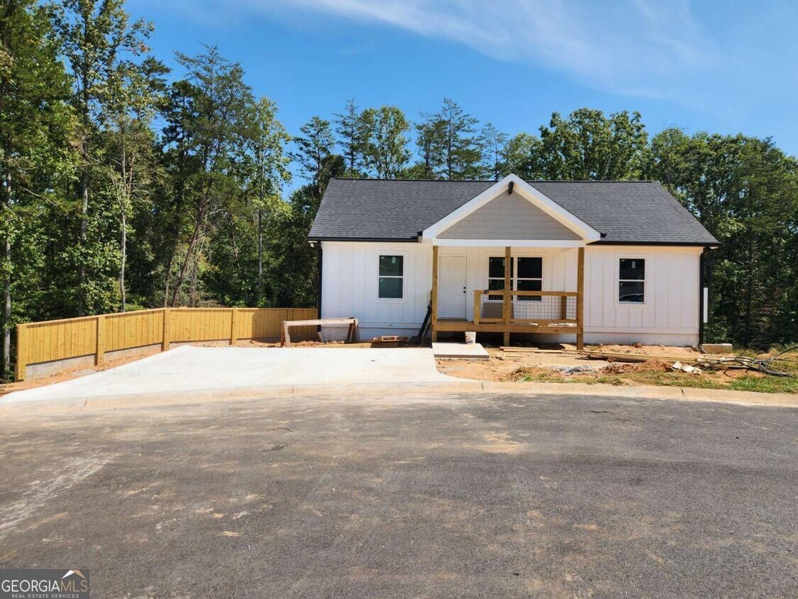 Primary Photo - 500 Brookstone Dr