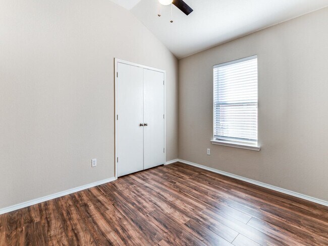 Foto del edificio - 6508 Manitoba St