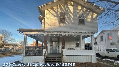 Building Photo - 209 Cherry St