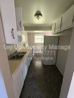 Foto del edificio - 225 Ben Nevis Rd