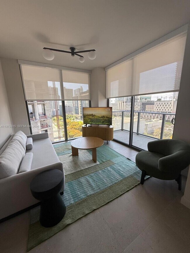 Foto del edificio - 11 NE 6th St