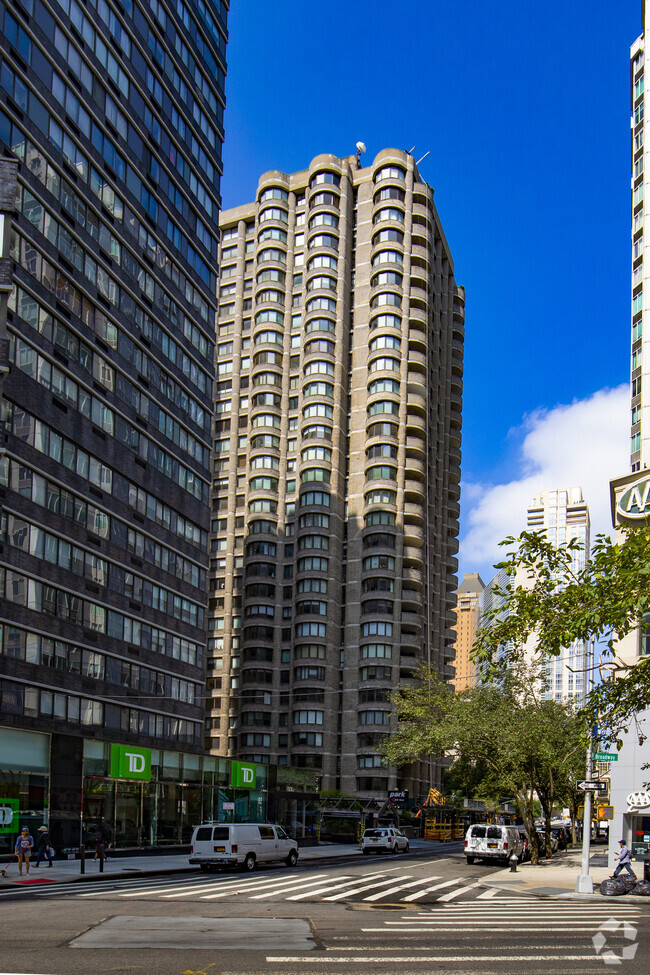 44 W 62nd St New York, NY 10023-7008 - Lincoln Plaza Towers Apartments