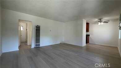 Building Photo - 866 W El Repetto Dr