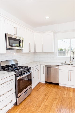 Building Photo - 5202 E Daggett St