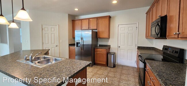 Foto del edificio - 3 br, 2.5 bath House - 5421 Black Maple Drive