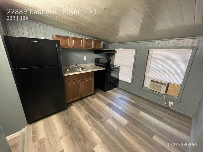 Photo - 22889 Cascade  Place-E1 Apartment