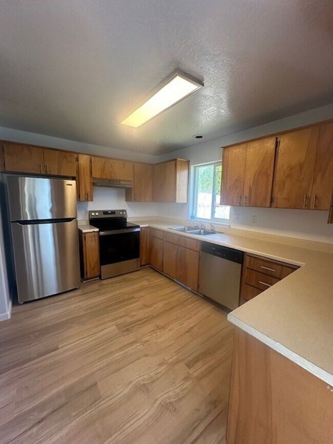 Foto del edificio - 722 Pioneer Rd