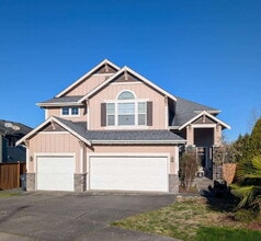 Building Photo - 5907 77th Dr NE